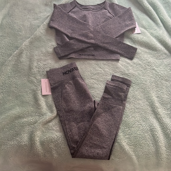 NWT fashion nova workout set - Picture 2 of 4